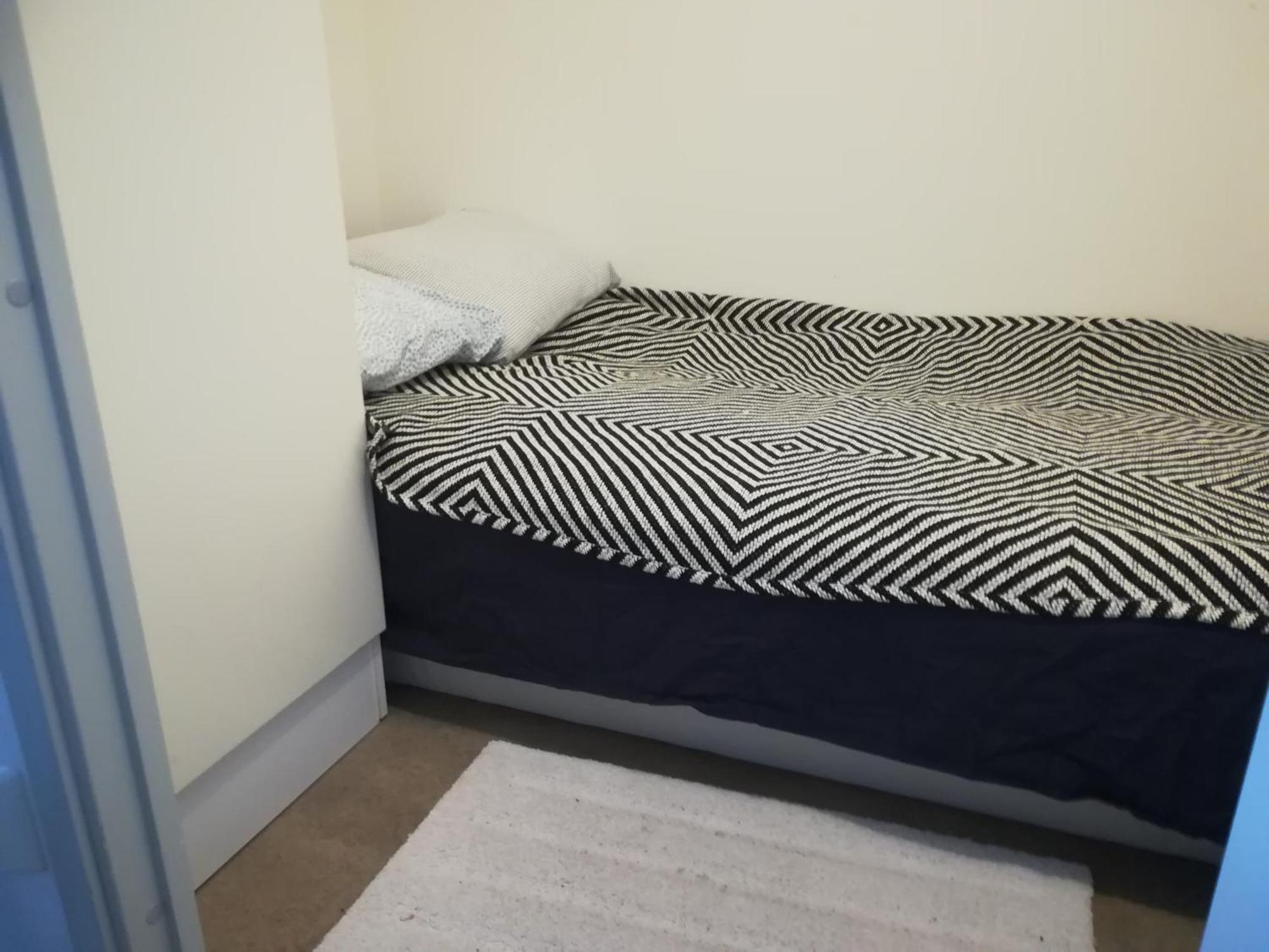 Cozy Accommodation, Single Or Bed In Dormroom *