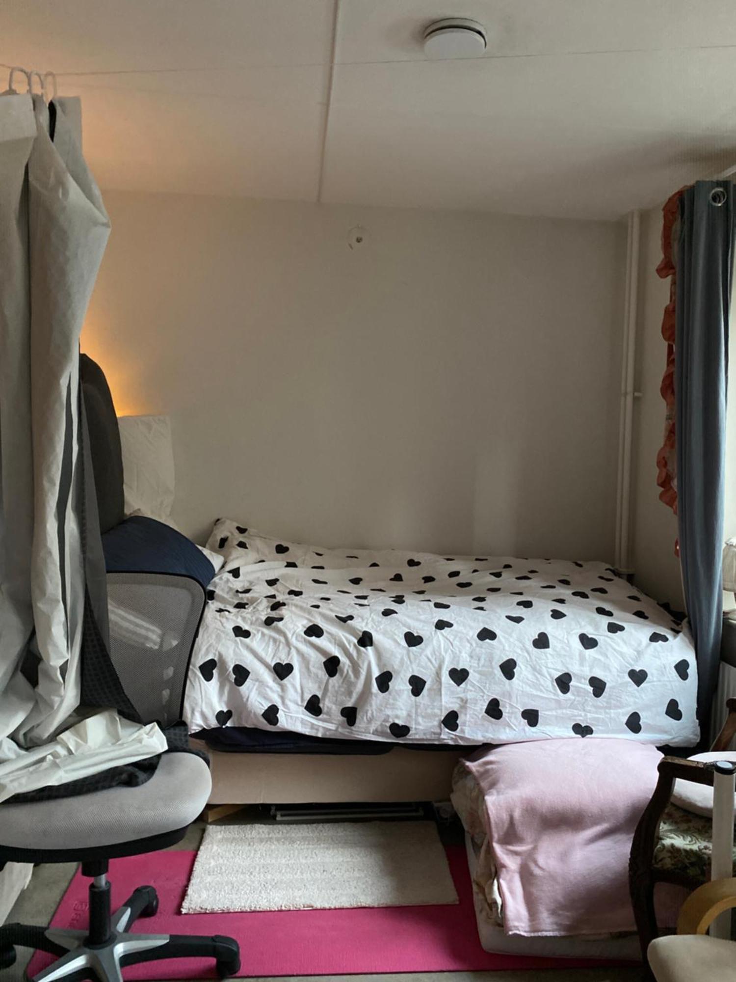 Cozy Accommodation, Single Or Bed In Dormroom